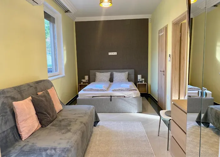 Nest1 * Keszthely